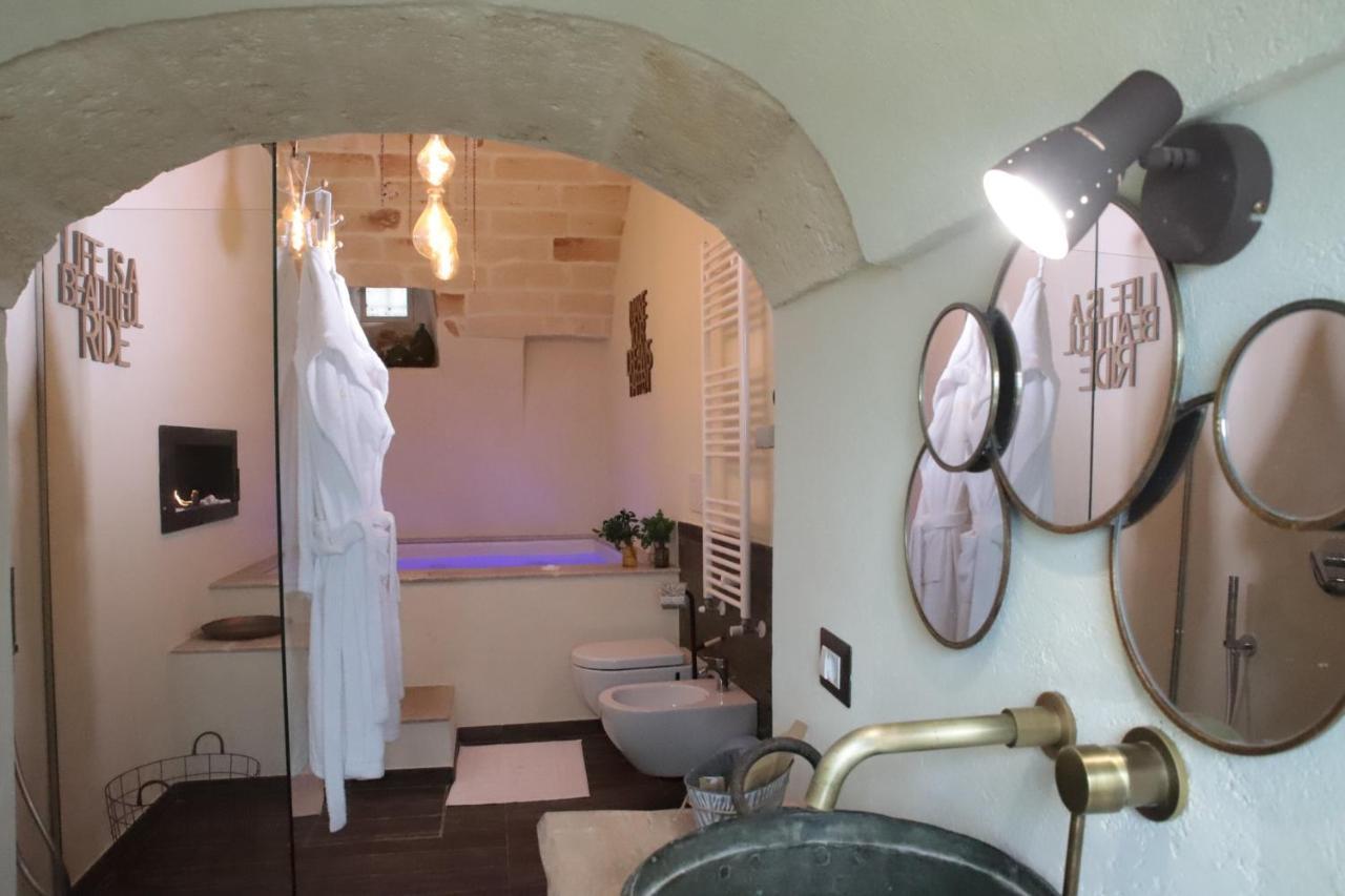 Camilla Luxury Suite Ostuni Bagian luar foto