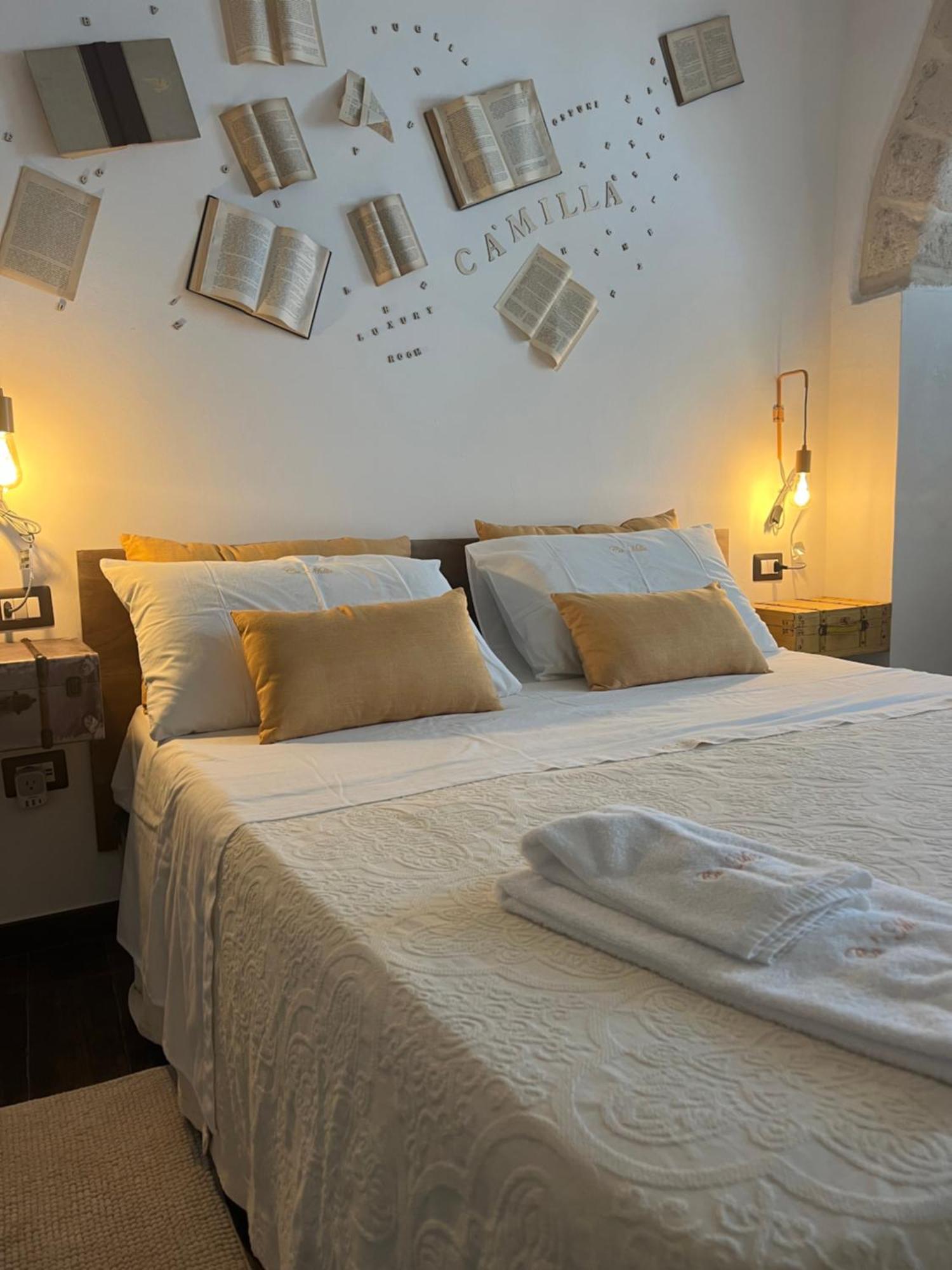 Camilla Luxury Suite Ostuni Bagian luar foto